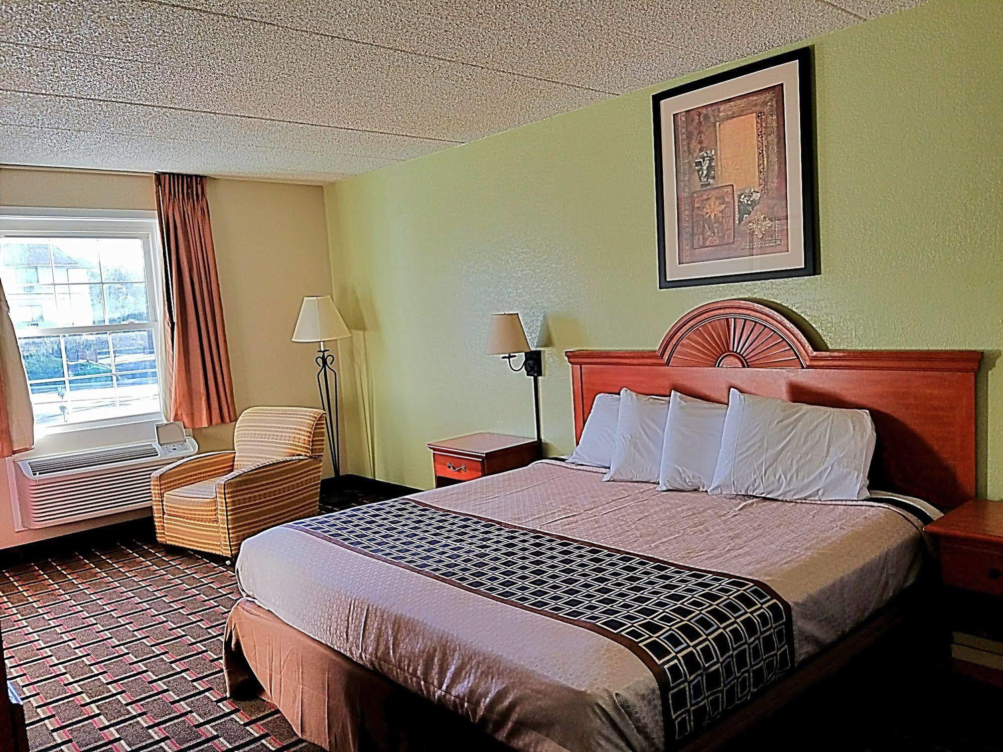 Red Roof Inn Richmond, Va - W Broad St Хенрико Экстерьер фото